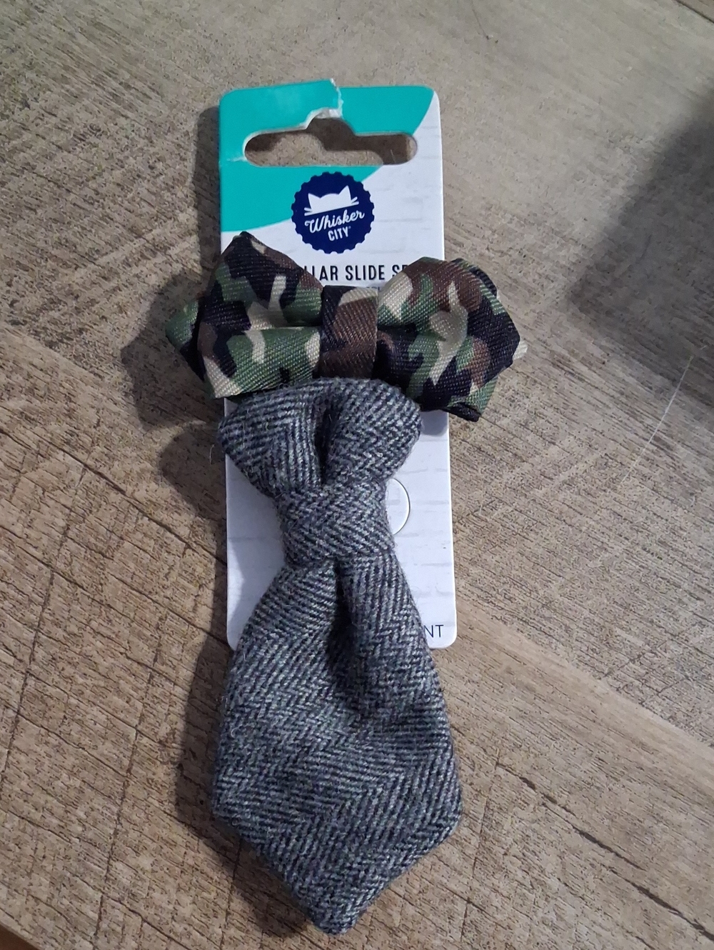 Gray Herringbone & Camo Bow Tie Cat Collar Slide Set